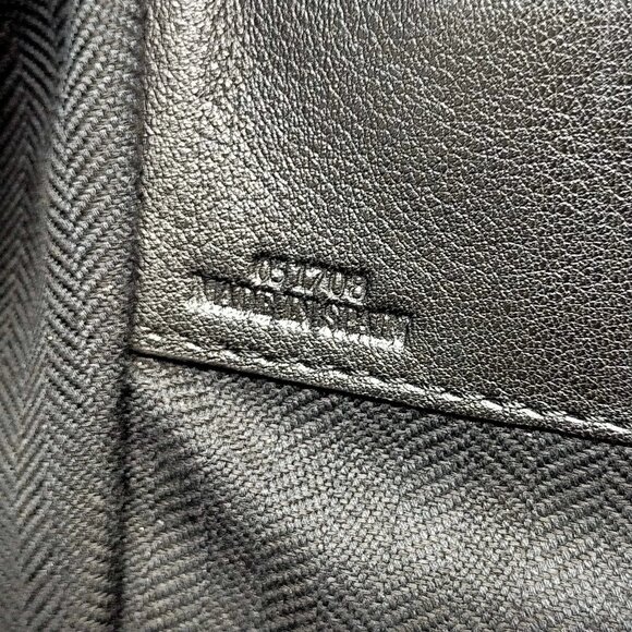 LOEWE Shoulder Bag Black Leather mon-1238-091525 - Picture 15 of 16